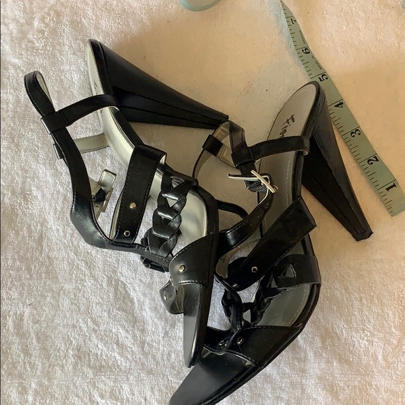 FIONI Clothing Shoes - Heels